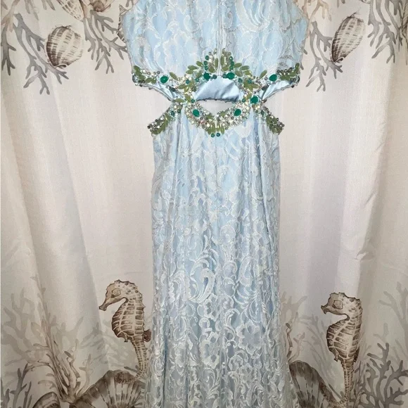 Tiffany Ivory Dress - Picture 3 of 7